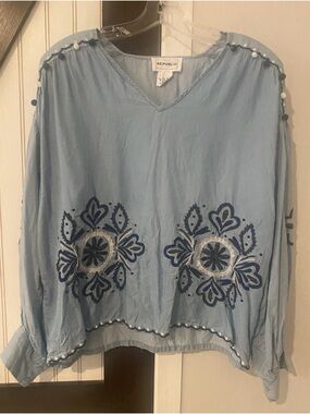 For The Republic Chambray Embroidered Beaded PomPom Blouse Blue Women Size Med